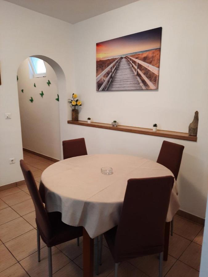 App Vito Apartamento Selce Exterior foto